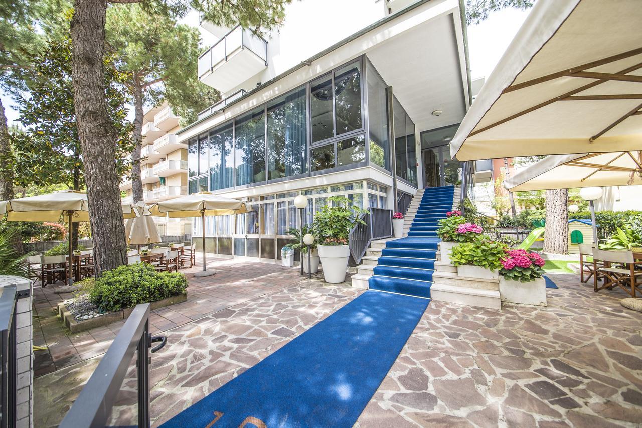 Renzo Hotel 체제나티코 외부 사진